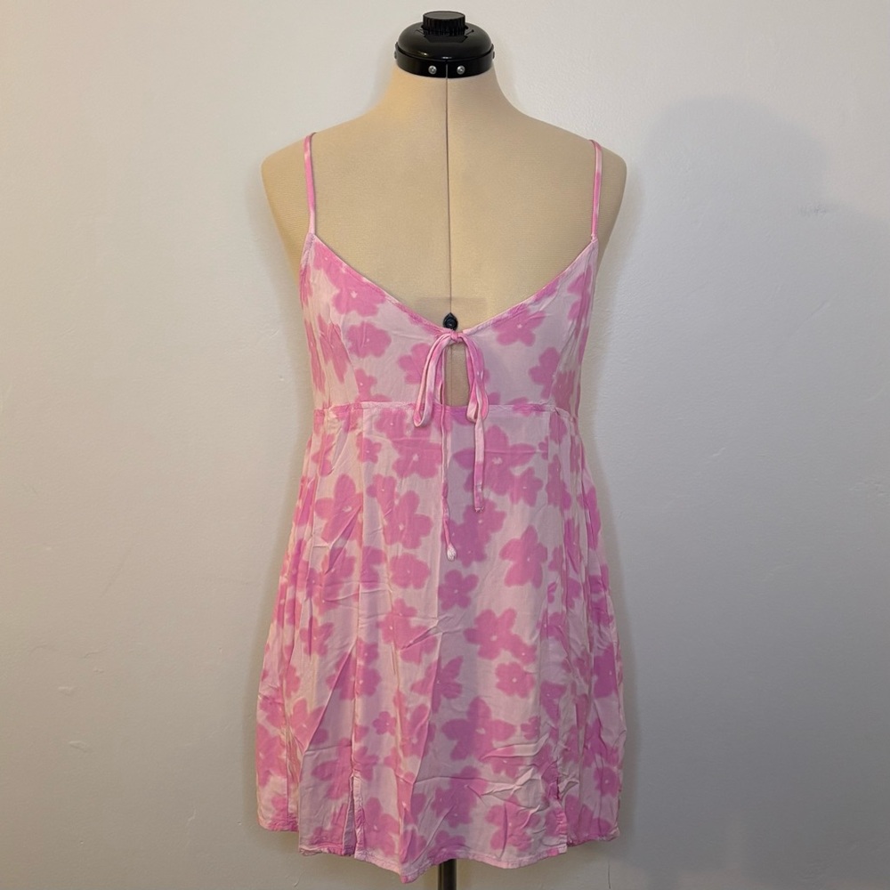 Wild Fable Pink Spray Paint Style Floral Keyhole TieFront Babydoll Mini Dress, L